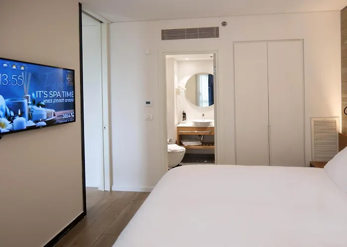 Kfar Giladi Hotel